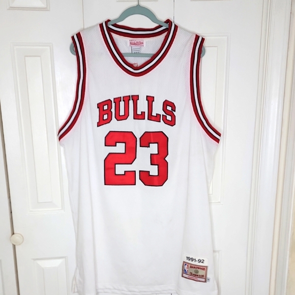 Mitchell Ness Chicago Bulls Jordan Jersey Hardwood Classics 1991 - 92 Size 58 - Picture 1 of 6